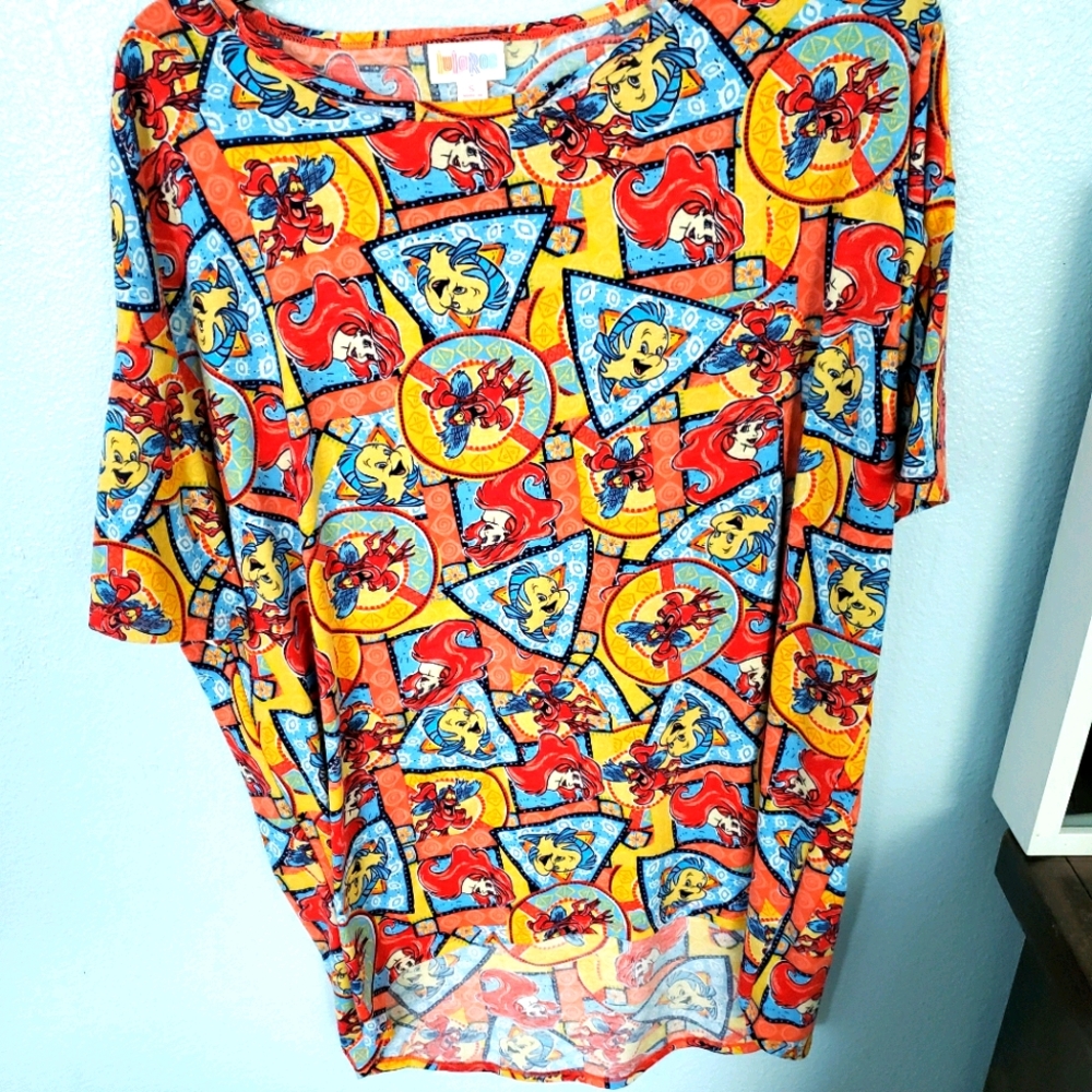 Lularoe Irma shirt